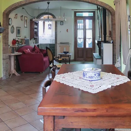 Comfy Near The Station With Balcony! Apartment Lucca
