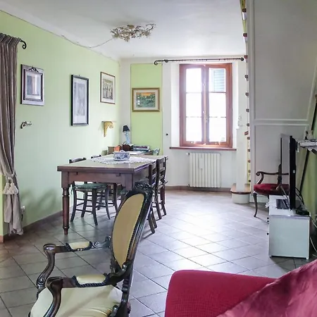 Comfy Near The Station With Balcony! * Lucca